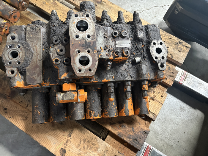 Distribuitor hidraulic Mannesmann Rexroth MH2WH 22 B02F10/006LR40M11 [2]