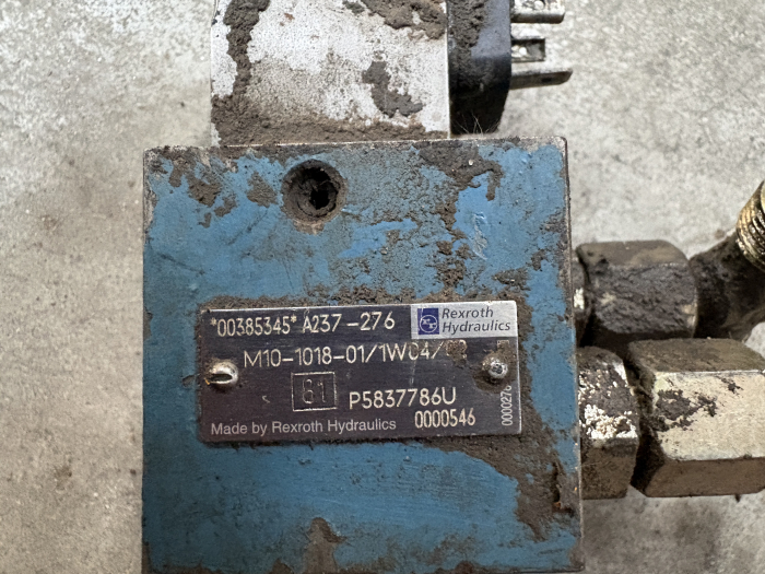 Distribuitor hidraulic Rexroth M10-1018-01/1W04/02 - 1 secții - Case 1188 [2]