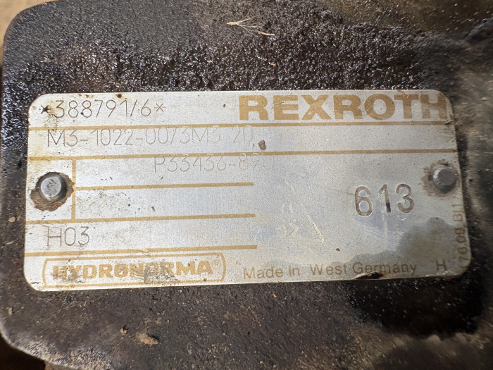 Distribuitor hidraulic Rexroth M3-1022-0073M3 20 - 3 secții [2]