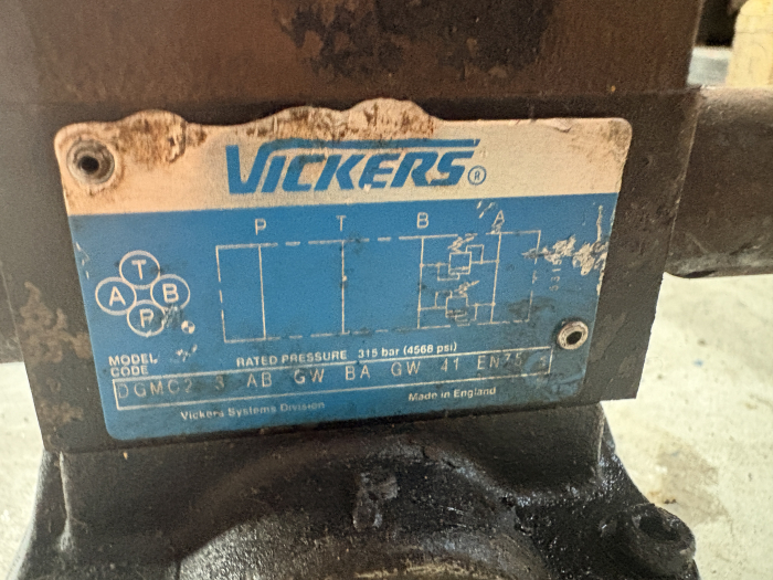 Distribuitor hidraulic Vickers DGMC2-3-AB-GW-BA-GW-41-EN75 [3]