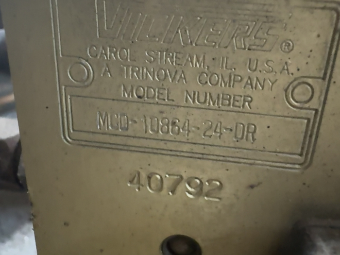 Distribuitor hidraulic Vickers MCD-10864-24-DR [2]