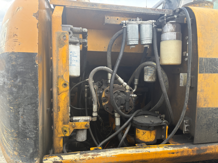 Excavator pe șenile JCB JS190 NC (motor Isuzu 4HK1) – Dezmembrări [2]