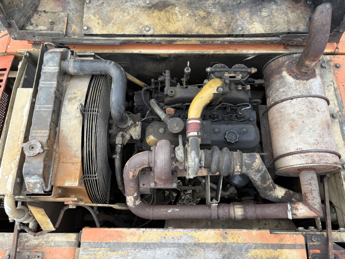 Fiat-Hitachi FH130.3 cu motor Isuzu 4BG1T - Dezmembrări [4]