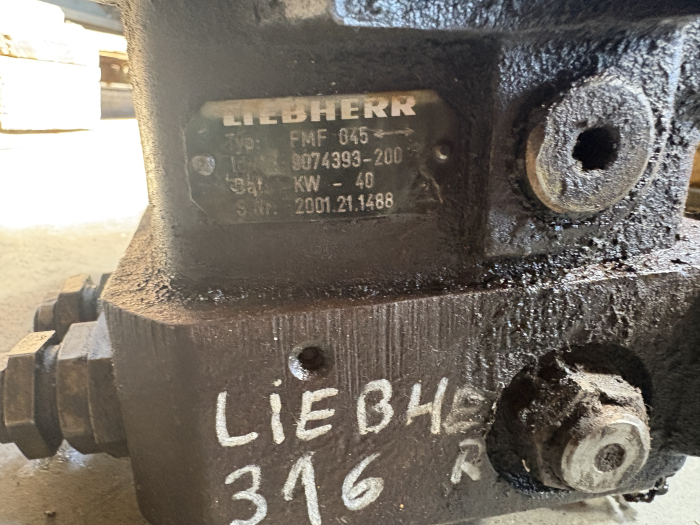 Hidromotor de rotire Liebherr FMF 045 - Liebherr R316 [3]