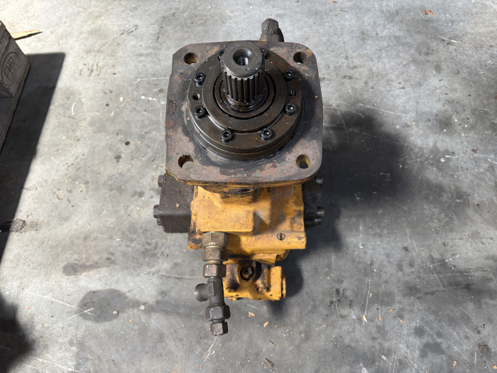 Hidromotor Linde BMV-140 - Liebherr 631C [2]