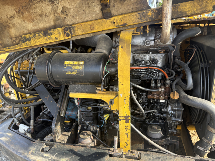 Hyundai R55-7 cu motor Yanmar 4TNV94L-XHYBC 40kW - Dezmembrări [5]