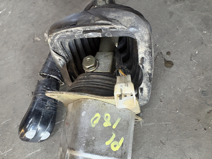 Joystick - Komatsu PC180 [3]