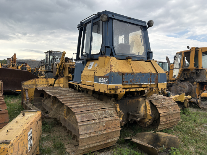 Komatsu D58P cu motor Komatsu S6D125-1 - Dezmembrări [4]