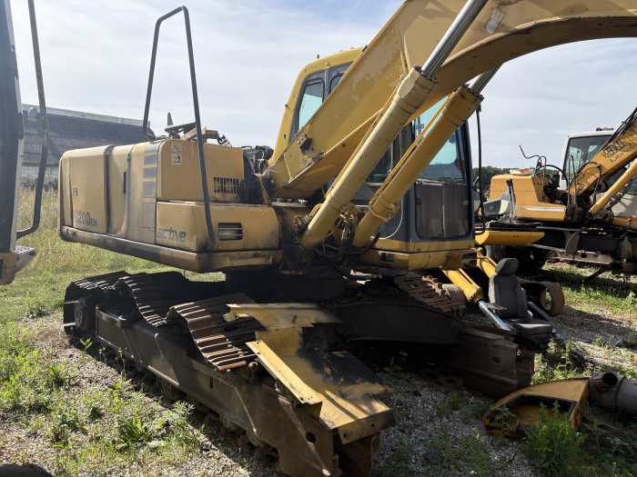 Komatsu PC200EN cu motor Komatsu SAA6D102E - Dezmembrări [3]