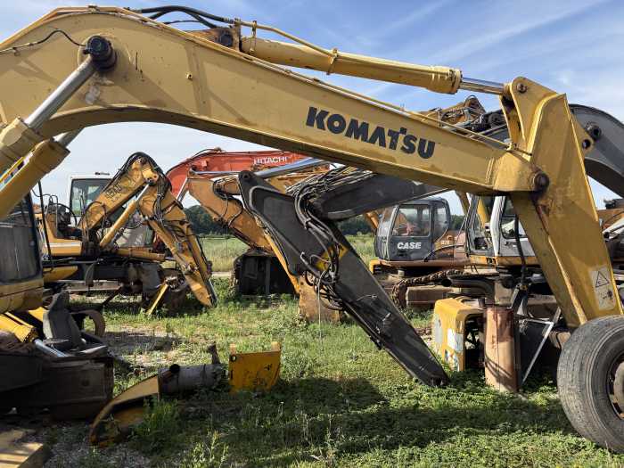 Komatsu PC200EN cu motor Komatsu SAA6D102E - Dezmembrări [2]