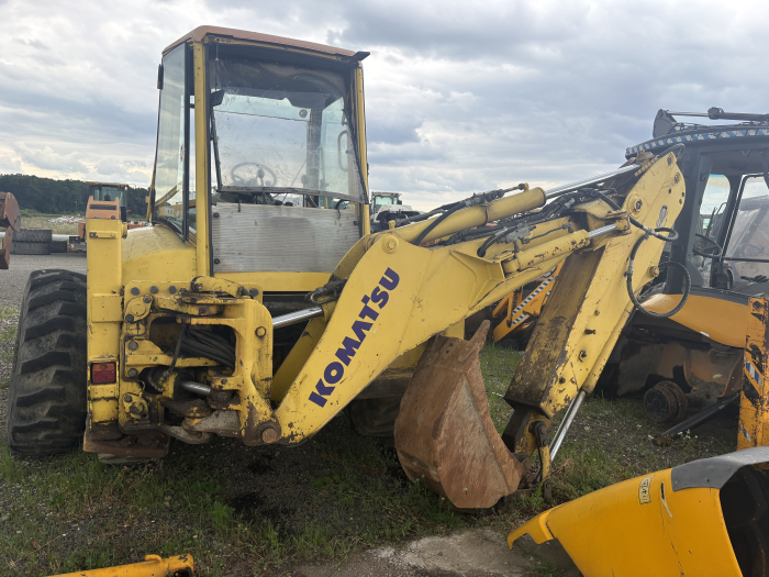 Komatsu WB93R cu motor Komatsu 4D106 - Dezmembrări [4]