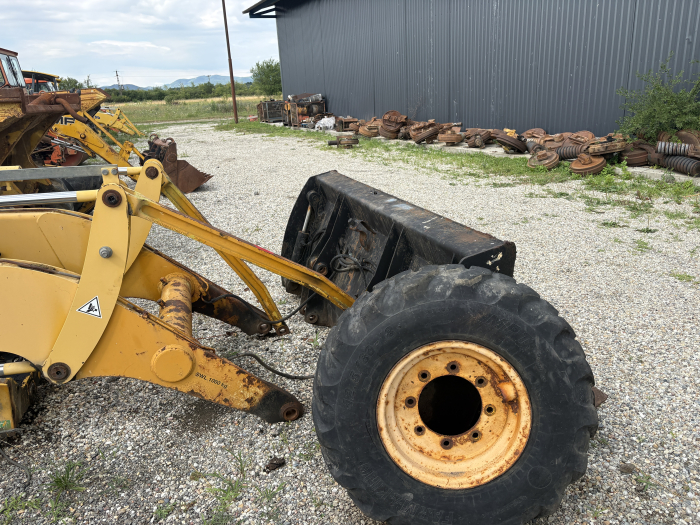 Komatsu WB93R cu motor S4D106-1 - Dezmembrări. [2]