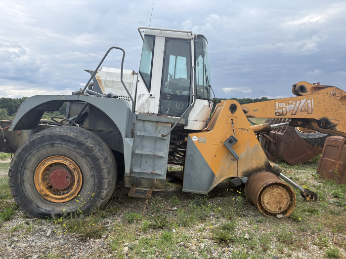 Liebherr 574 cu motor Liebherr D936L A6 - Dezmembrări [4]