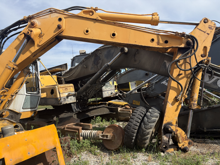Liebherr A922 cu motor Liebherr D934S - Dezmembrări [2]