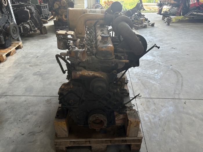 Motor Caterpillar 3065T Complet [4]