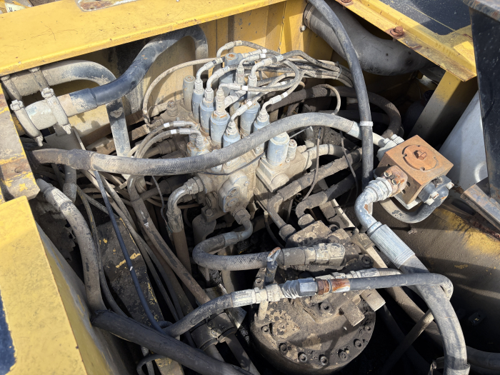 New Holland E295 cu motor FPT NEF 67 - Dezmembrări [7]