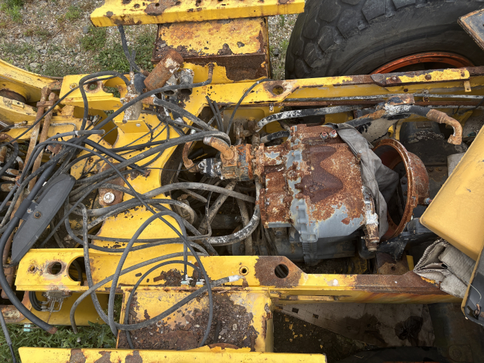 New Holland W130 cu motor FPT NEF 6.7L - Dezmembrări [3]