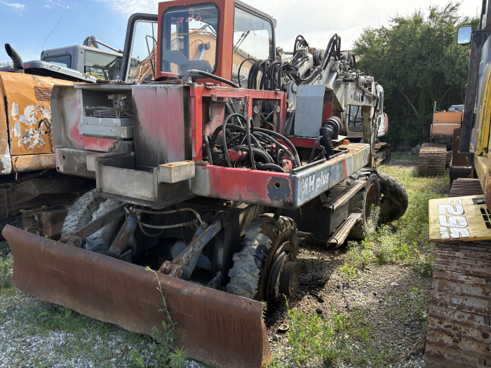 O&K MH Plus cu motor Deutz BF4M1012E - Dezmembrări [4]