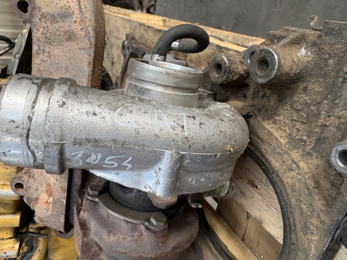 Piese Motor Caterpillar 3054 Dezmembrat [2]
