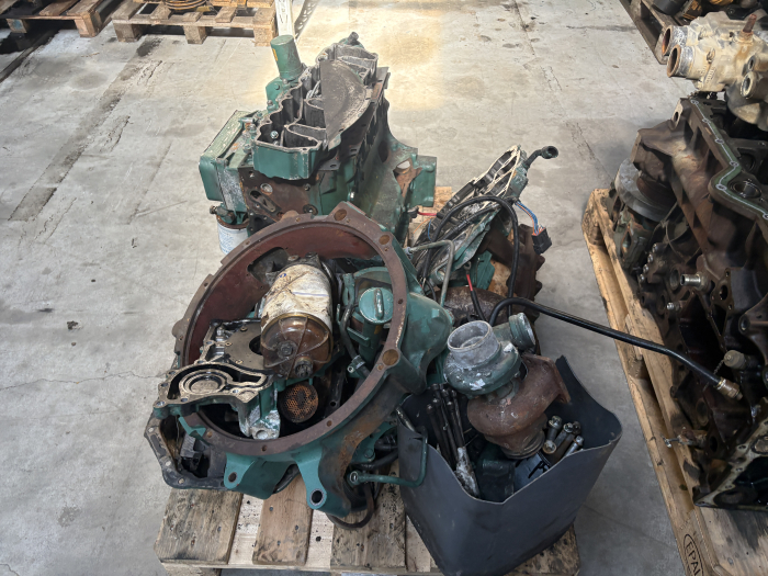 Piese Motor Deutz 2012 Dezmembrat [2]