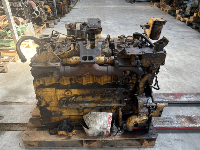 Piese Motor Komatsu 6D125-1 Dezmembrat [2]