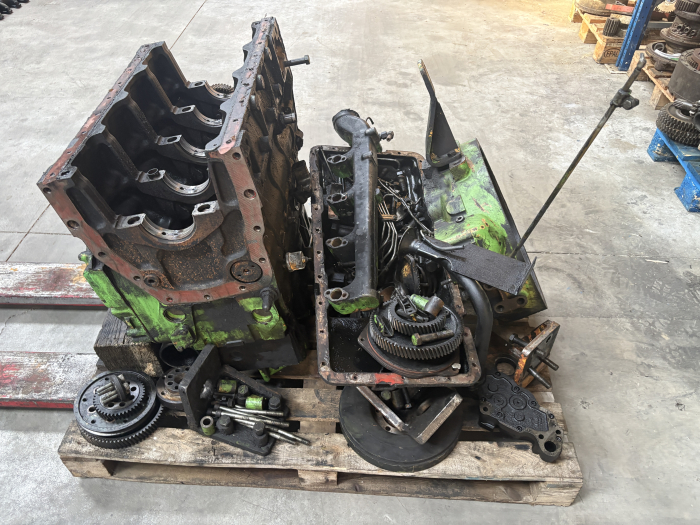 Piese Motor Liebherr D 904 T Dezmembrat [4]