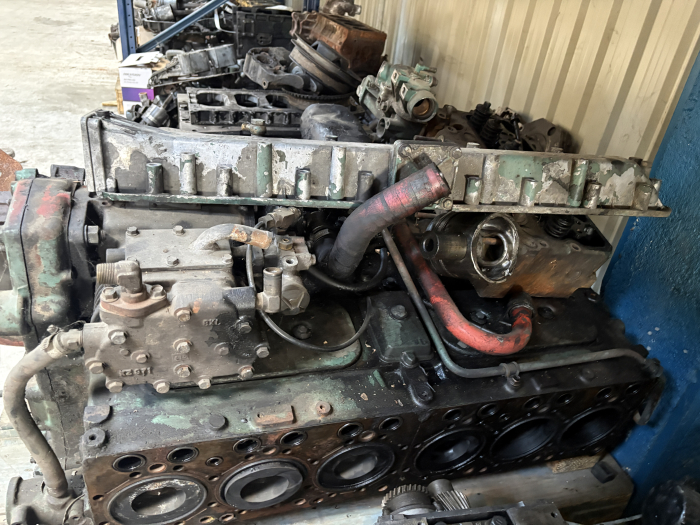 Piese Motor Volvo TD 71 F Dezmembrat [4]