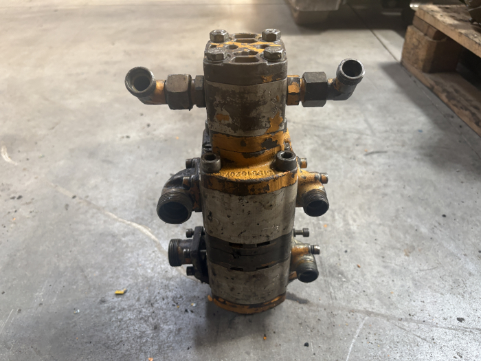 Pompă auxiliară Bosch 1517222902 [4]