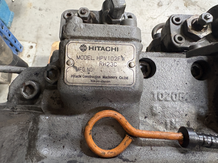 Pompă hidraulică Hitachi HPV10FW RH23C - Hitachi EX200-5 [3]