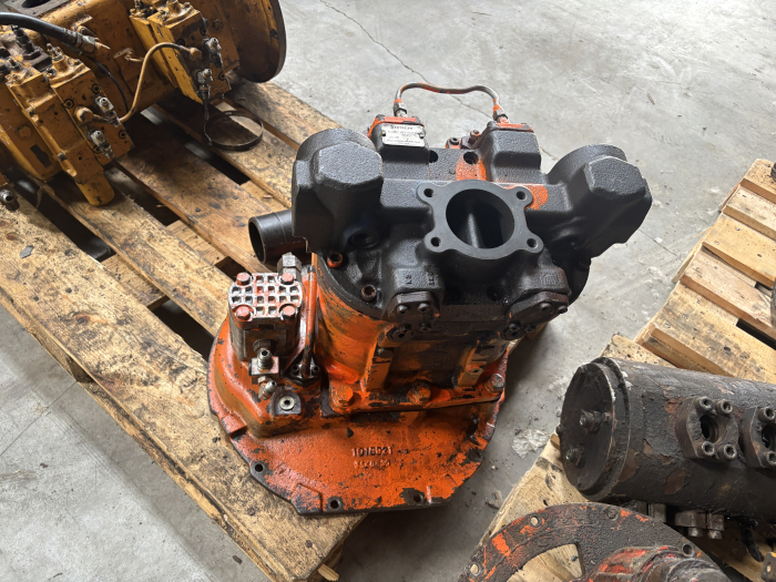 Pompă hidraulică principală Hitachi HPV102FV [2]