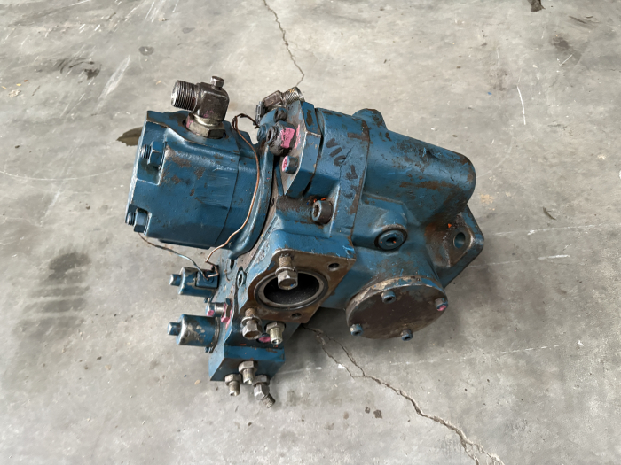 Pompă hidraulică principală Uchida AP2D36LV1RS7 [3]