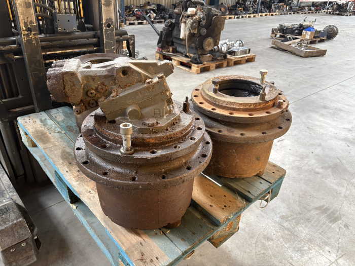Reductor mecanic Volvo EC240 [2]