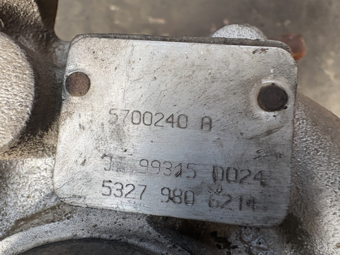 Turbosuflantă KKK 5700240 A - Liebherr 4P [7]