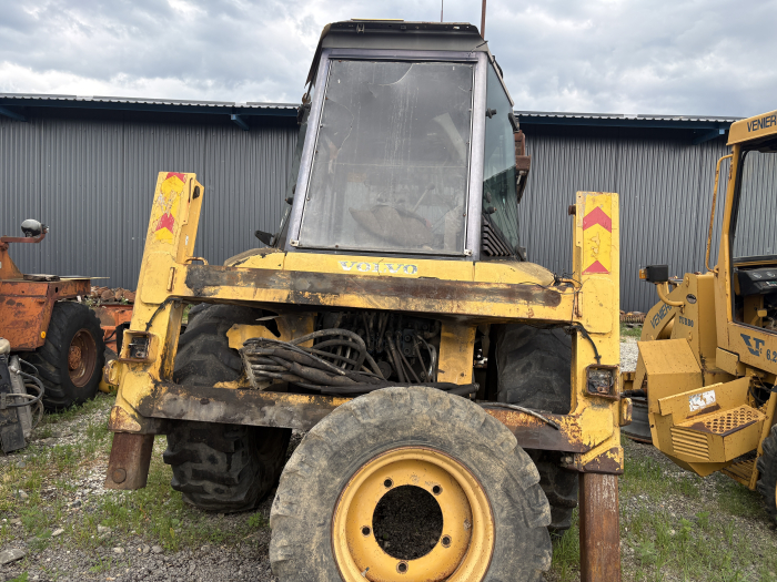Volvo BL60 cu motor Volvo D3.1D - Dezmembrări [5]