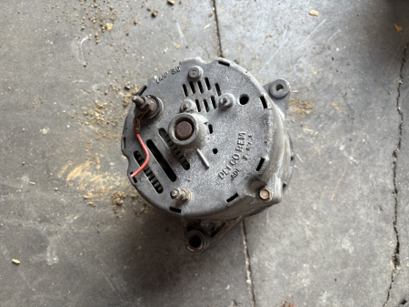 Alternator Delco Remy [2]