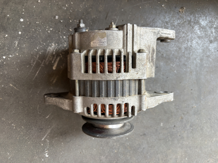 Alternatoare - Alternator Hitachi 123900-77210, LR160-735B
