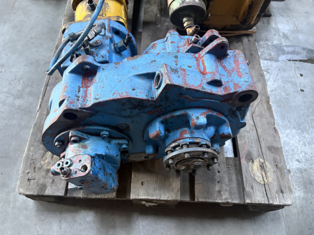 Ansamblu cutie de transfer cu hidromotor ZF 2AVG-100 6370 [1]
