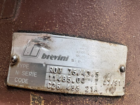 Ansamblu Hidromotor Volvo W23437-66C cu Reductor Brevini ROT 75 43.5 [1]