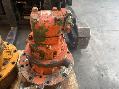 Hidromotor de rotire - Ansamblu reductor cu hidromotor rotire Bonfiglioli B66522-B0AQ-2