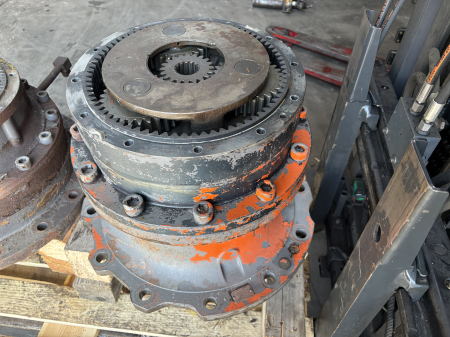 Ansamblu reductor cu hidromotor rotire Hitachi HMGP15KB [2]
