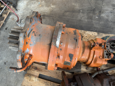 Hidromotor de rotire - Ansamblu reductor cu hidromotor rotire Kawasaki M2X210CAB-10A