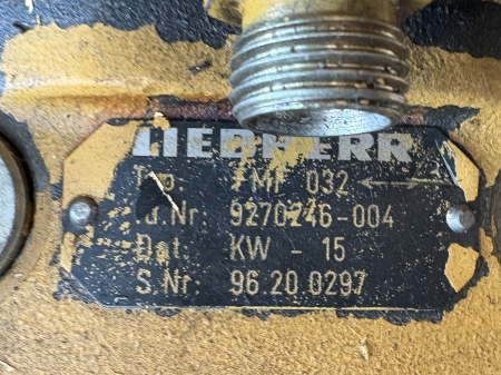 Ansamblu reductor cu hidromotor rotire Liebherr SAT 200/210 - Liebherr [1]