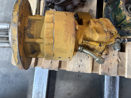 Hidromotor de rotire - Ansamblu reductor cu hidromotor rotire Shibaura SG025E-081 - Yanmar ViO70