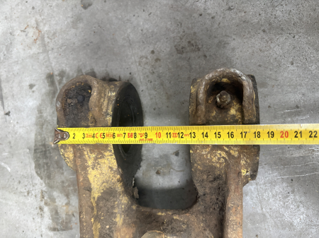Articulație tip H, diametru interior 60, 50mm, lungime 450mm, lățime 180mm, interax 340mm [5]