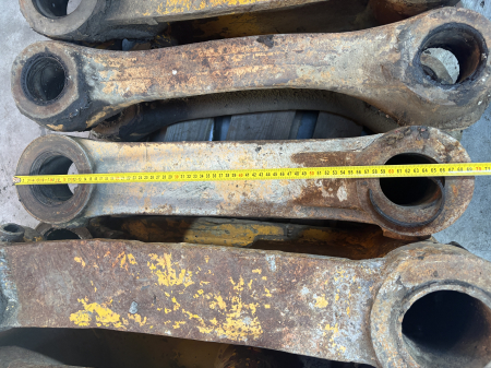 Atașamente - Articulație tip H, diametru interior 70, 90mm, lungime 700mm, lățime 315, 265mm - Volvo L700