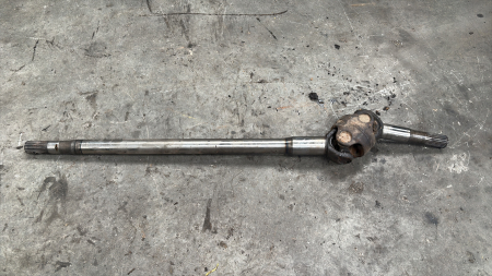 Ax cardanic lungime totală 970mm, cu capete canelate de 22,22 dinți [1]