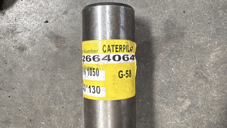 Bolt - Bolț Caterpillar 2664064 lungime 130mm, diametru 40mm