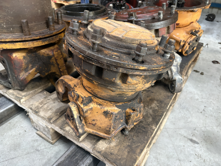 Butuc roată cu reductor planetar FM 18702 - LIPSA_UTILAJ [1]