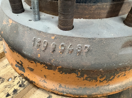Butuc roată ZF 4463406010EZP2218151089 - LIPSA_UTILAJ [2]