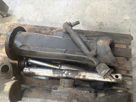 Carcasă punte Caterpillar APL-B745/P4 [4]
